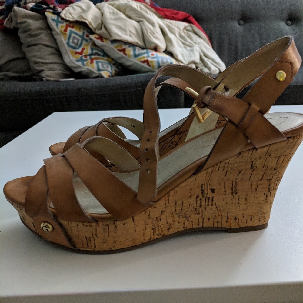 Guess wedges - Picture 3 of 3